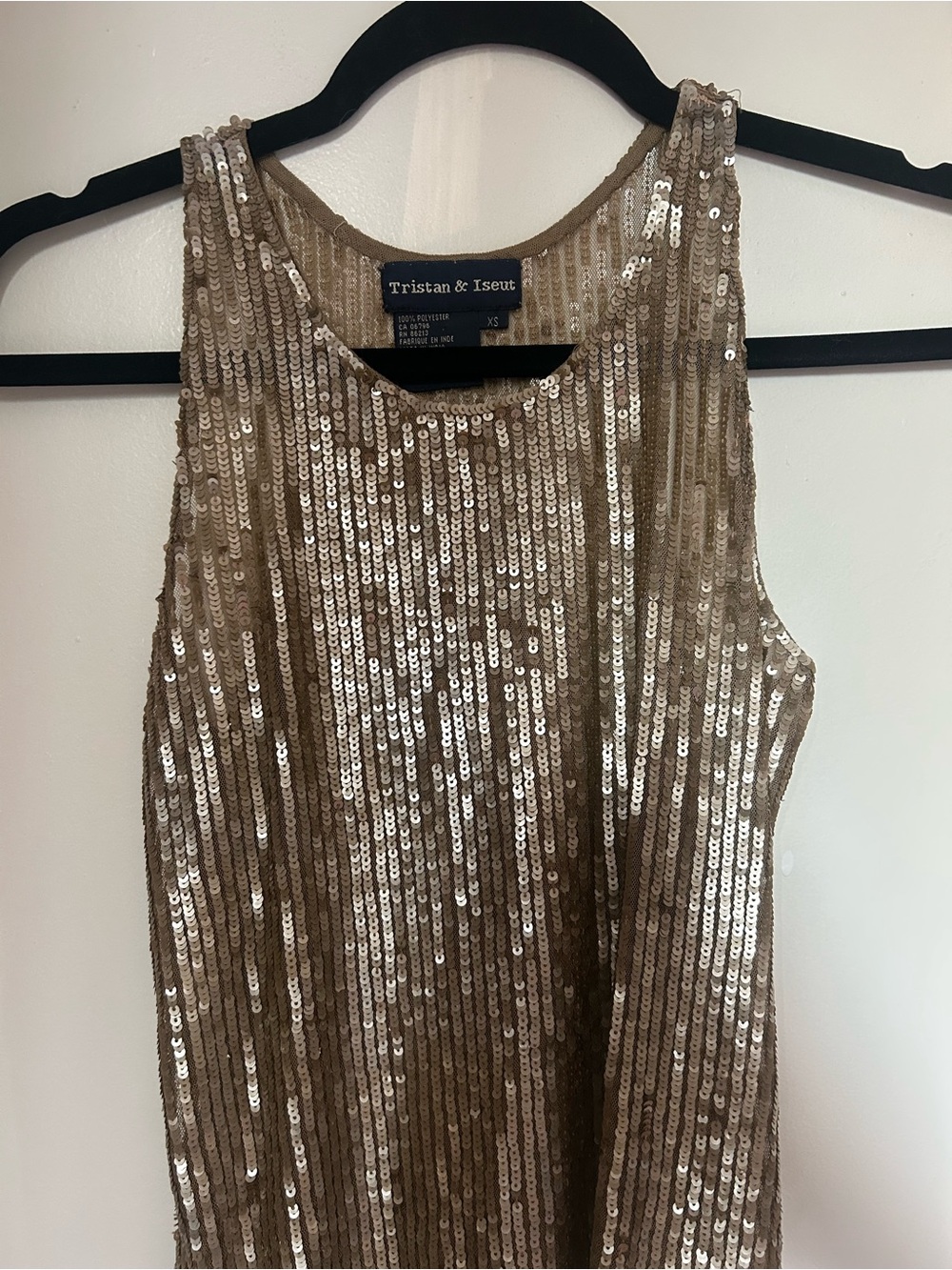 Tristan & Iseut Vintage Gold Sequin Sleeveless Top